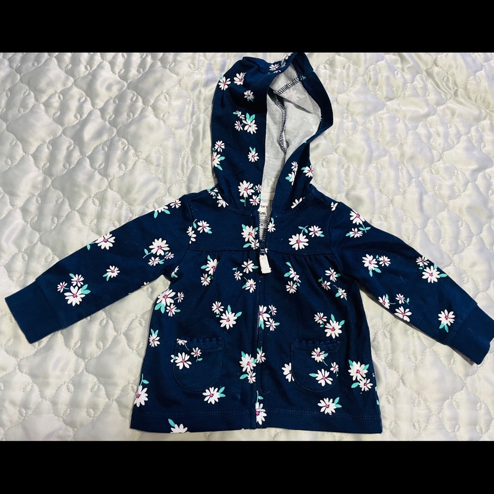 Carter’s Zip-up hoodie